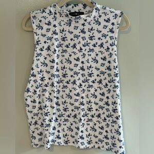 NWOT Derek Heart Blue and White Floral Tank Top